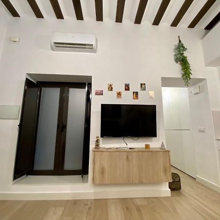 Ferienwohnung Cosy Studio In Alameda District Sevilla Exterior foto